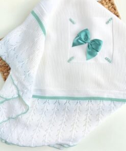 Petalo Knitted Blanket